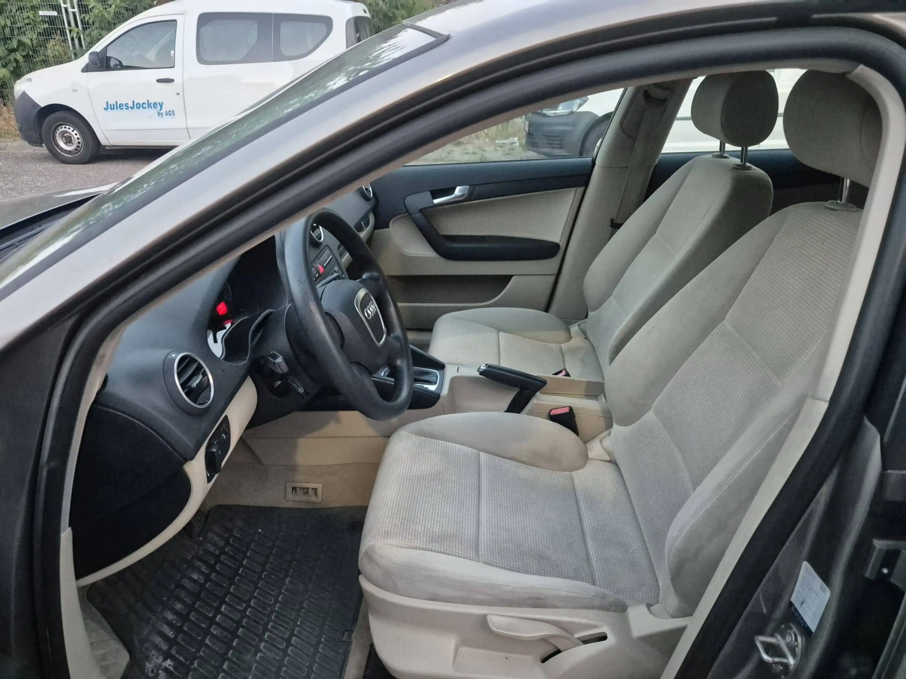 Audi A3 Sportback 1.6i - Airco - Cruise Controle - Parkingssensoren — photo 11