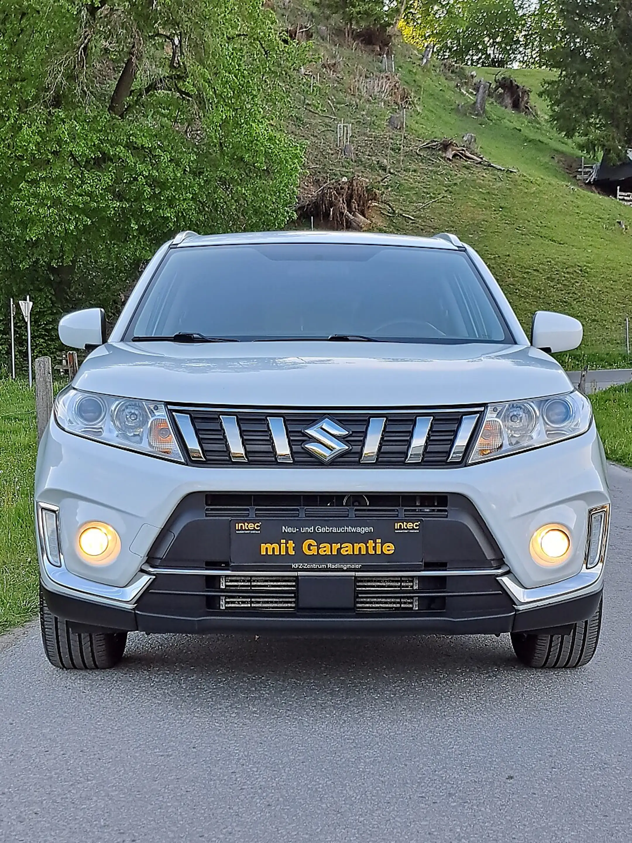 Suzuki Vitara 1,6 Shine Aut.*1-Besitz*8-fach*Servicegepflegt* — photo 8