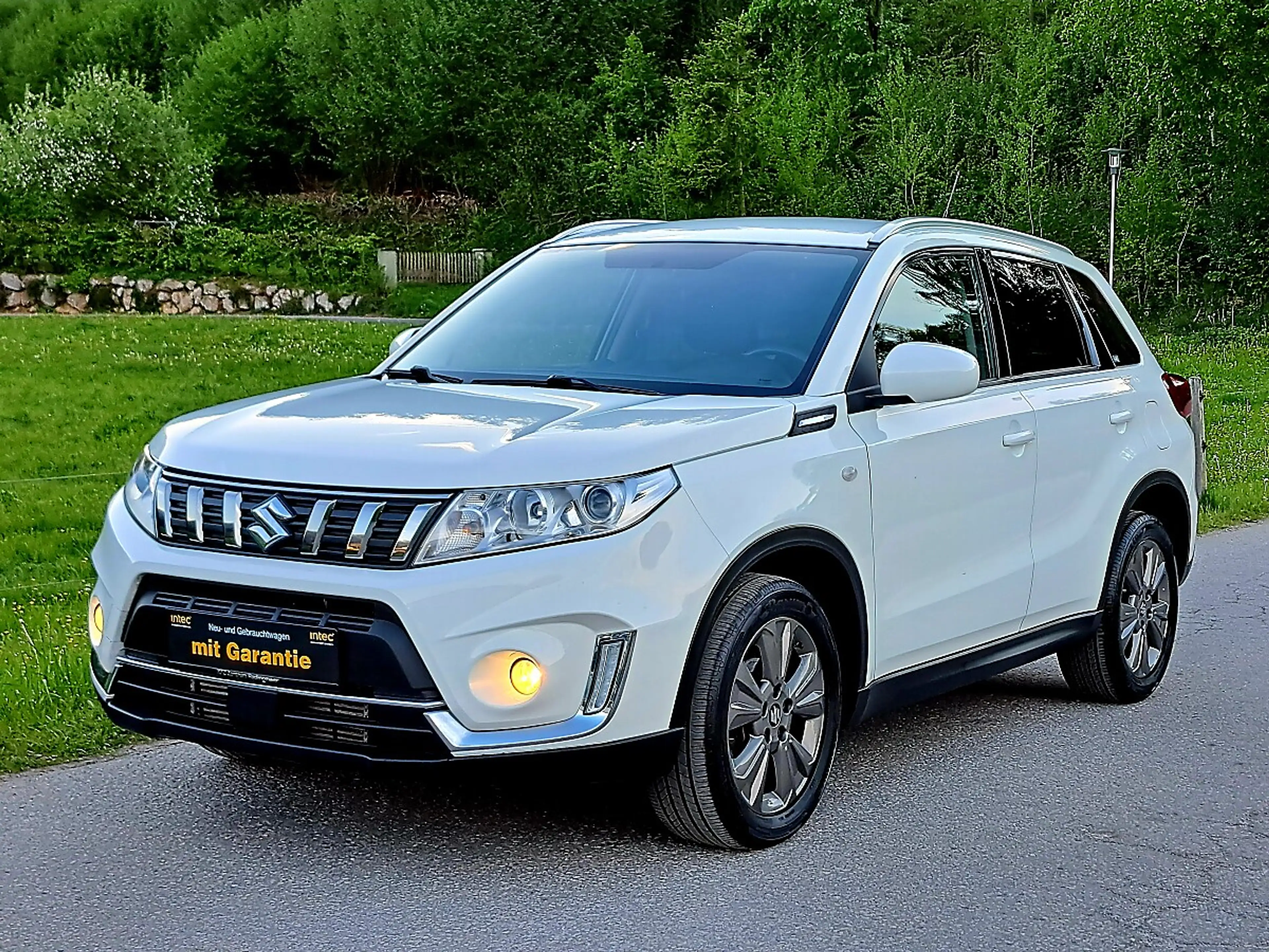 Suzuki Vitara 1,6 Shine Aut.*1-Besitz*8-fach*Servicegepflegt* — photo 6