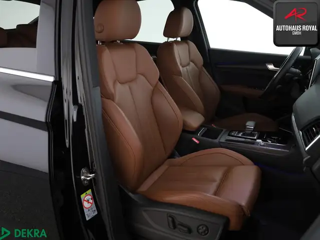 Audi Q5 view 11