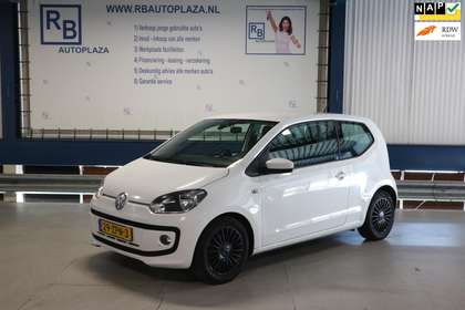 Volkswagen up! 1.0 high up! BlueMotion / NAV / APK 2026