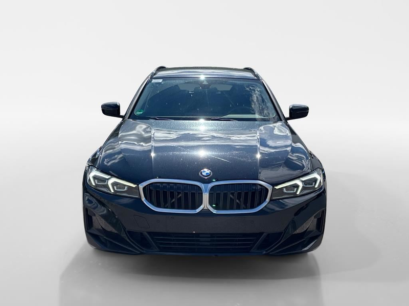 BMW 320 — photo 2