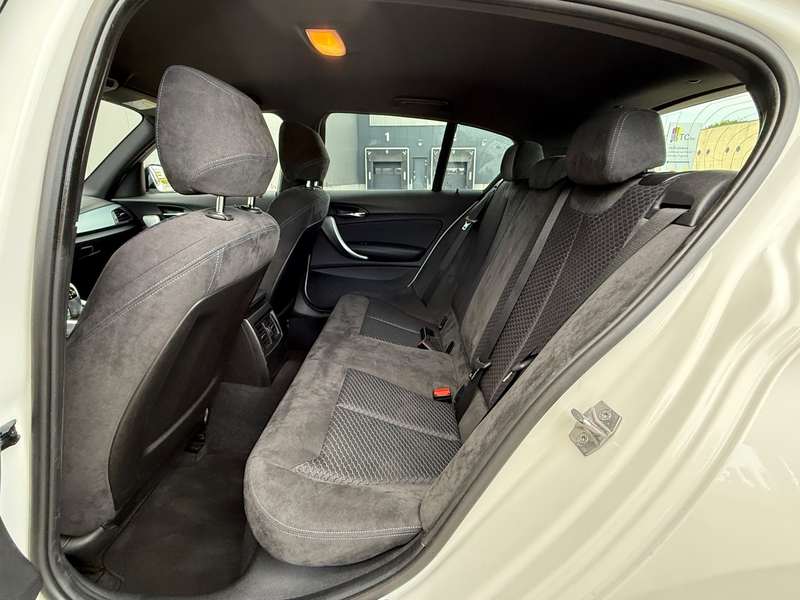 BMW 116 1-serie 116i Executive M Pakket NAP Xenon Automaat — photo 12