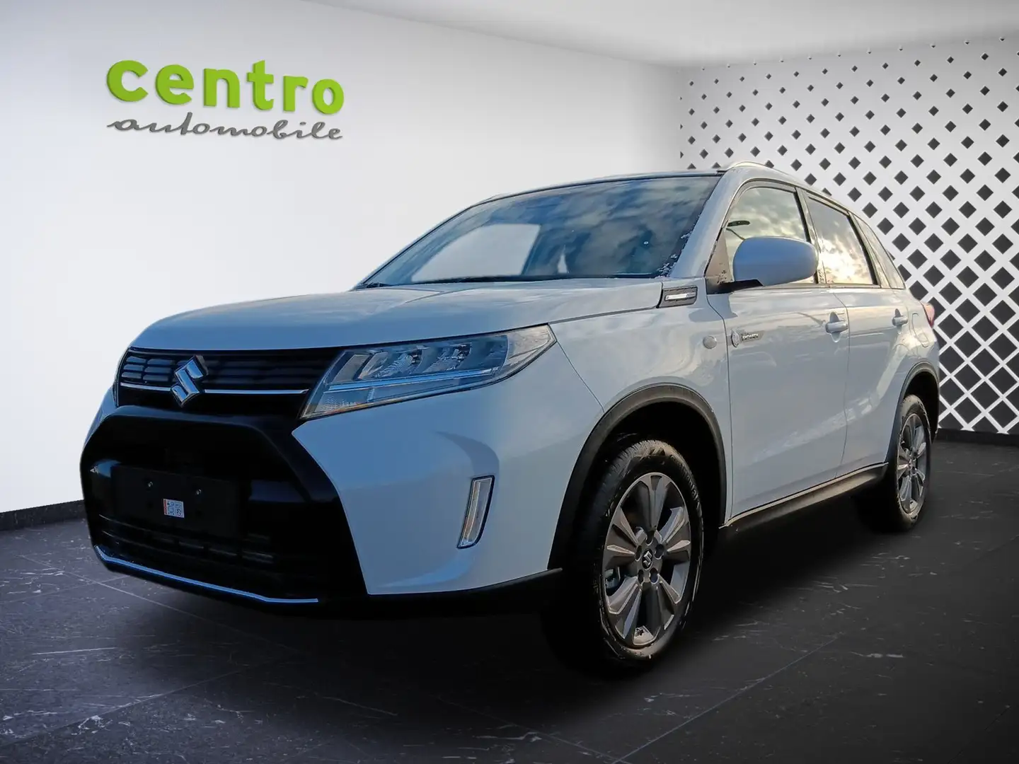 Suzuki Vitara 1.4 HYBRID ALLGRIP shine Weiß - 2