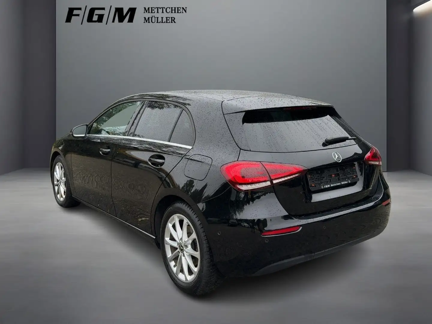 Mercedes-Benz A 180 Progressiv Sitzhz|Kam|Keyless|LED|LMF|Navi Zwart - 2