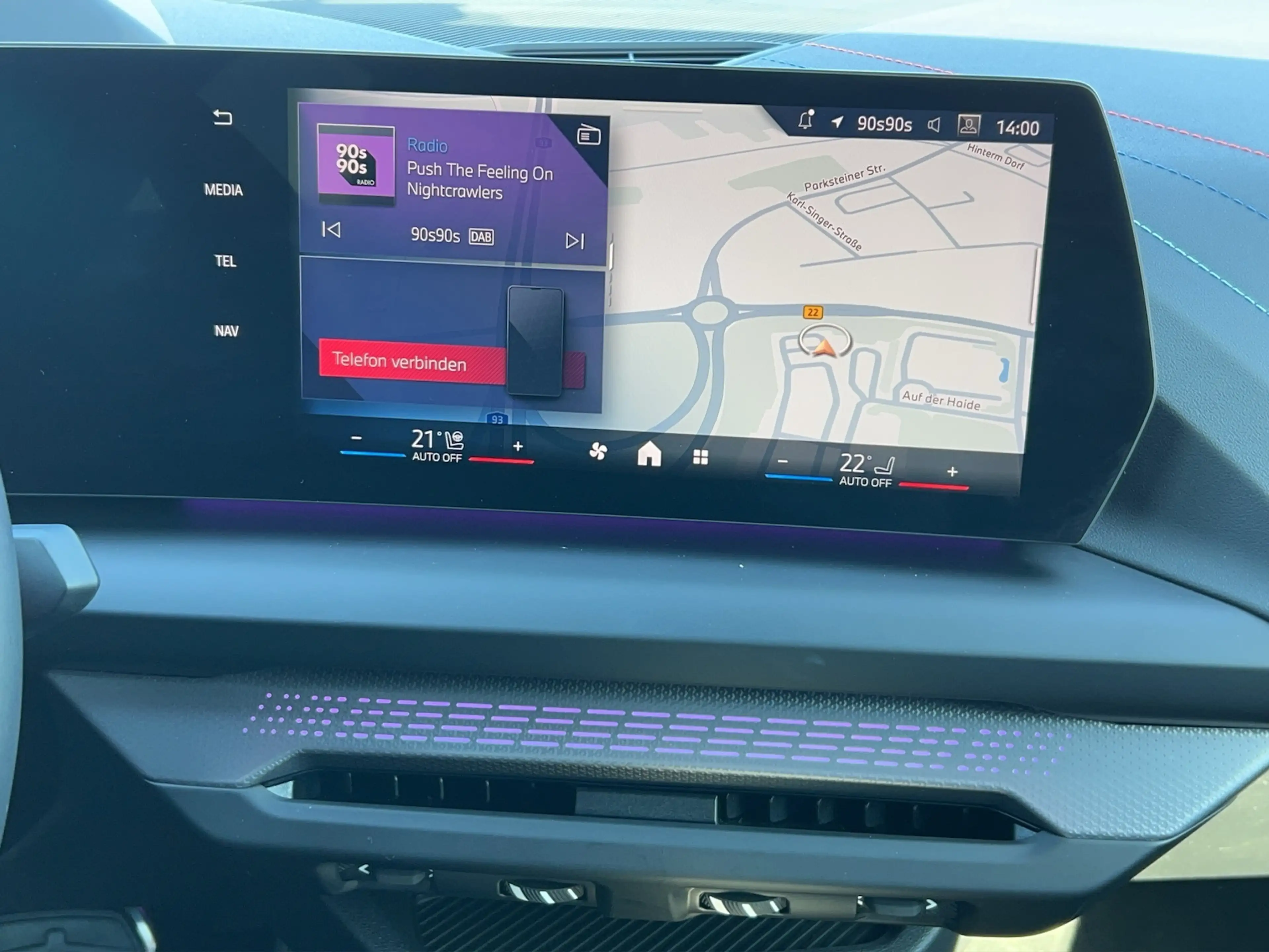 BMW 235 xDrive ACC HIFI iconic glow 360° — photo 12