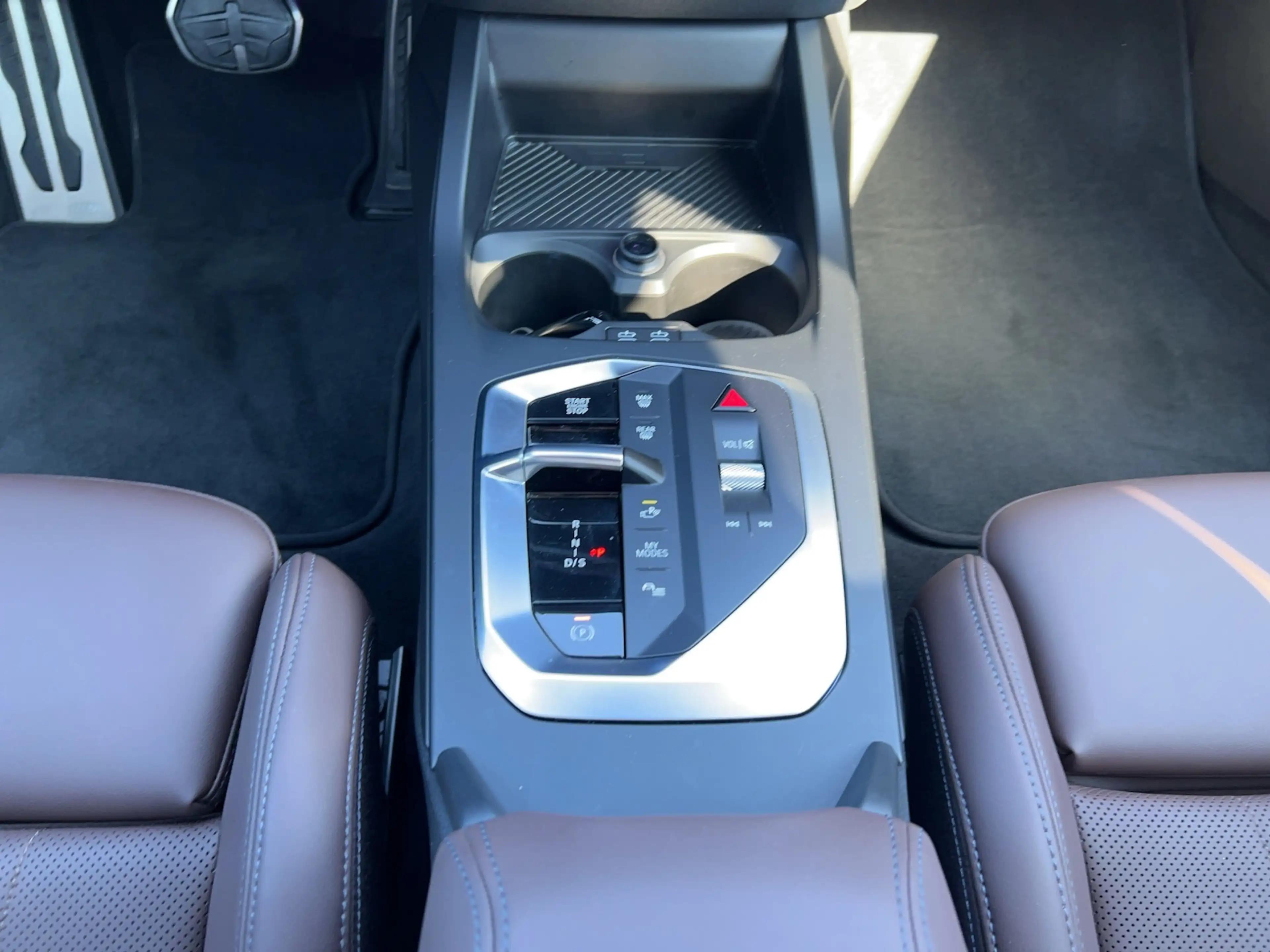 BMW 235 xDrive ACC HIFI iconic glow 360° — photo 14