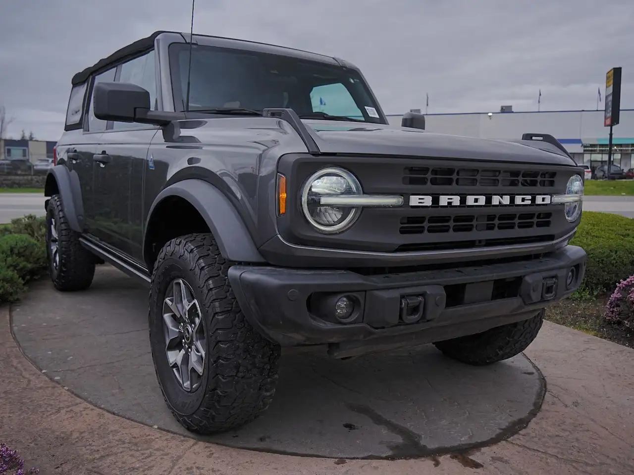 Ford Bronco снимка Ford Bronco