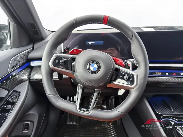 BMW M5 view 10