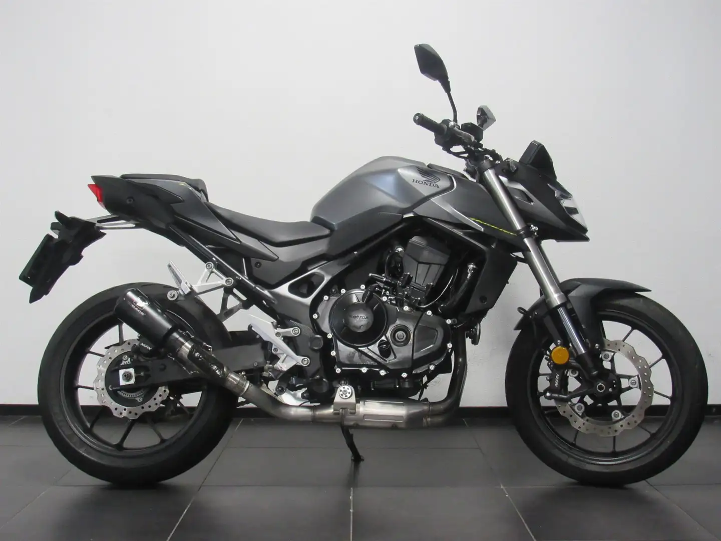 Honda CB 750 HORNET Grigio - 1