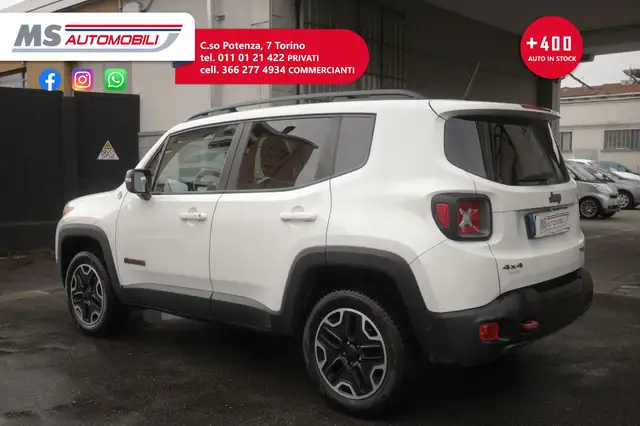 Jeep Renegade view 16