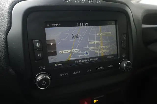 Jeep Renegade view 7