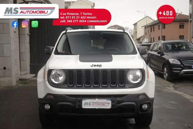 Jeep Renegade view 10