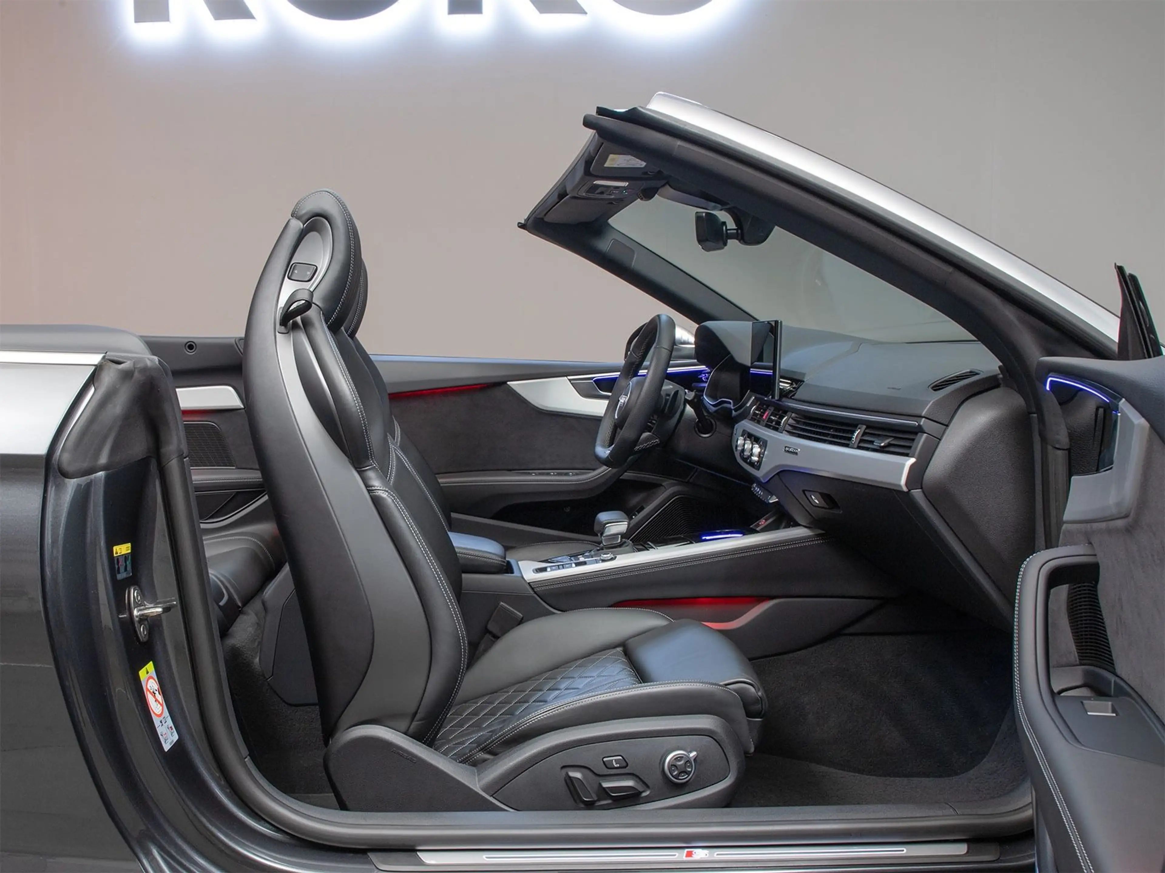Audi S5 Cabriolet B&O Memory CAM Massage SHZ Nappa — photo 14