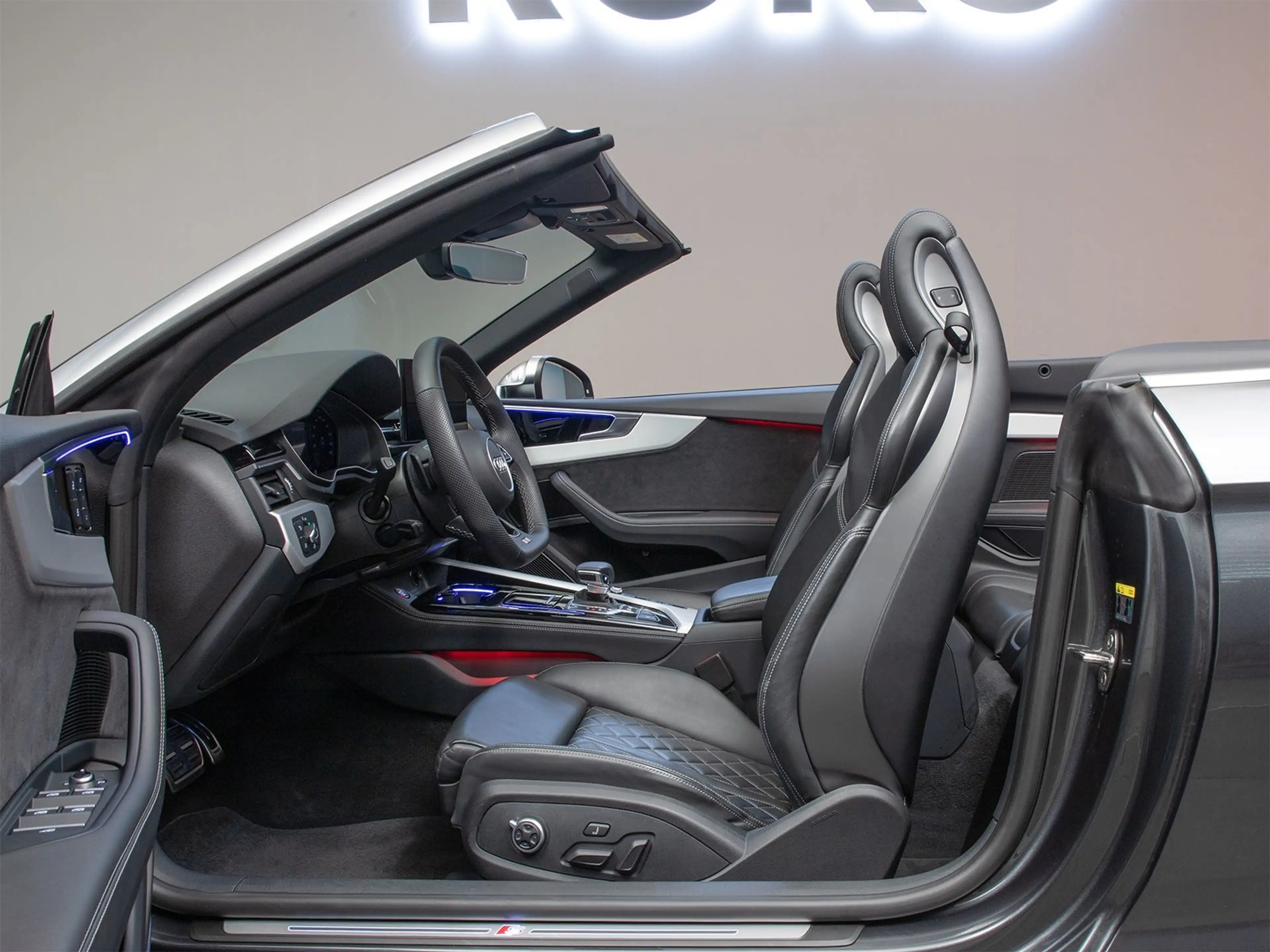 Audi S5 Cabriolet B&O Memory CAM Massage SHZ Nappa — photo 12