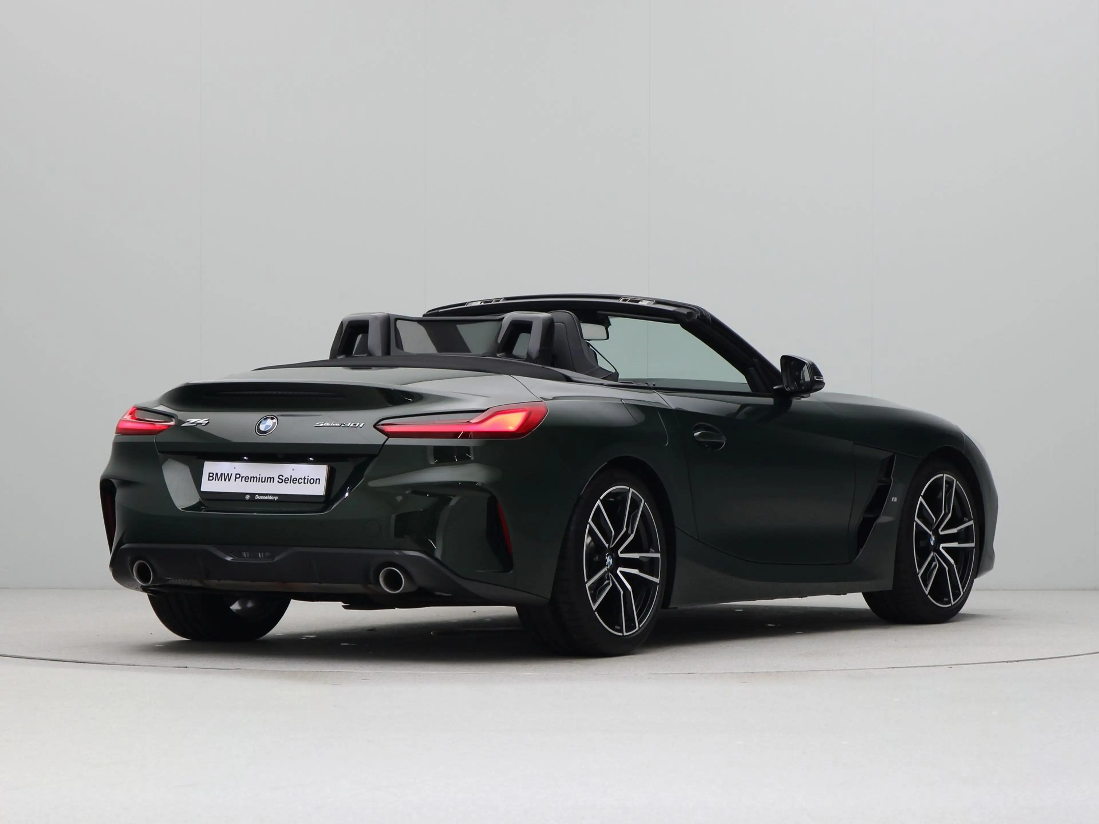 BMW Z4 Roadster sDrive30i High Executive — photo 12