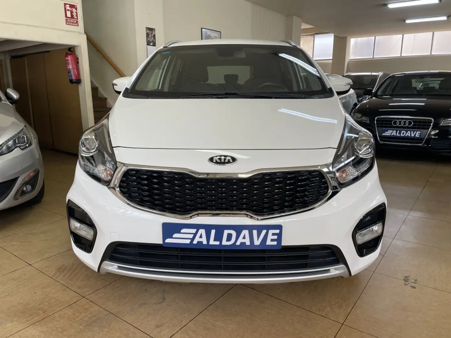 Kia Carens 1.6 GDi Drive 135 Blanc - 2