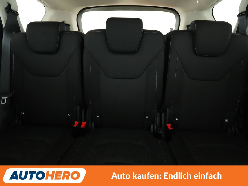 Ford S-Max 2.0 TDCi EcoBlue Titanium Aut.*NAVI*LED*CAM*TEMPO* — photo 15