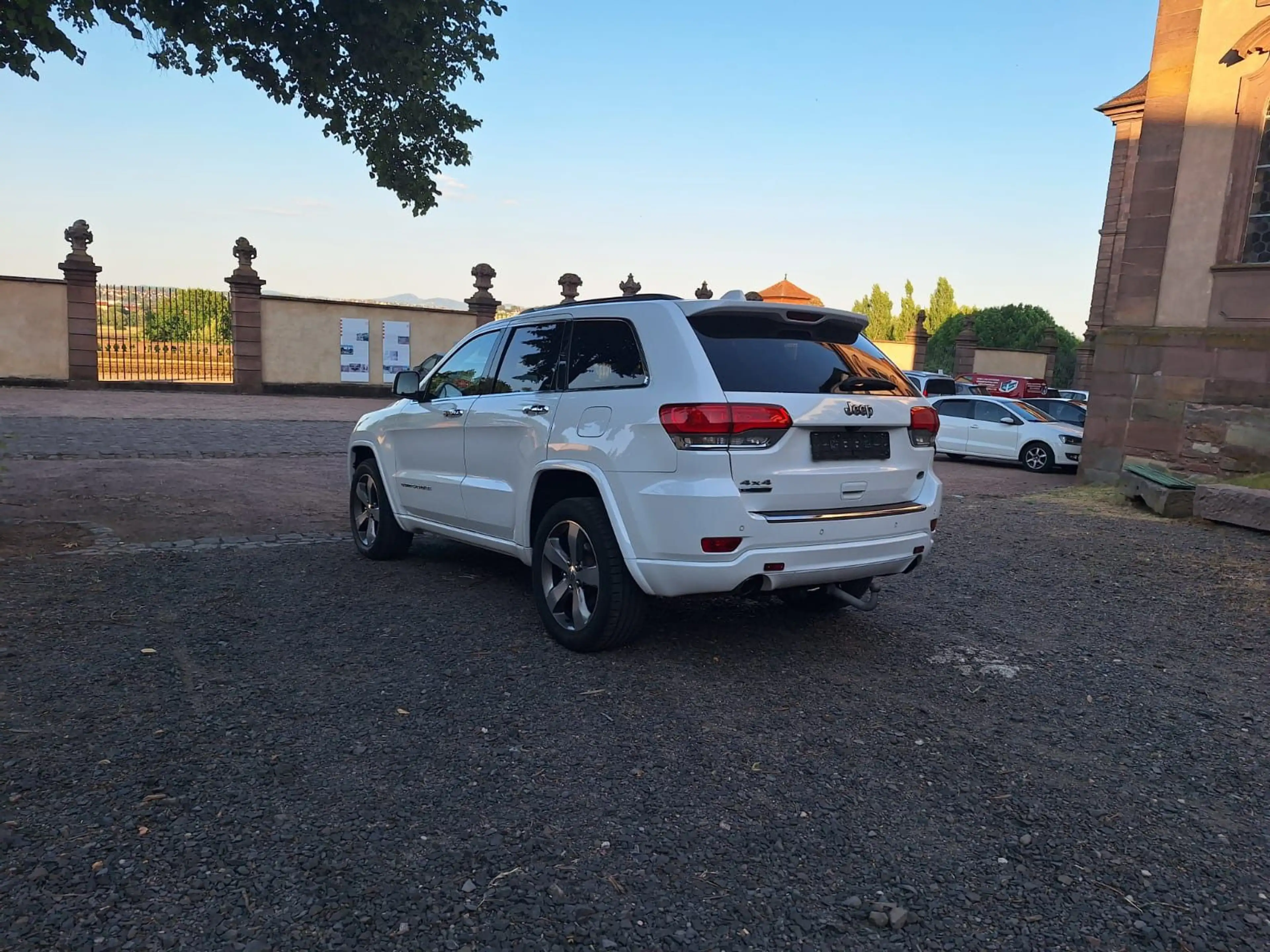 Jeep Grand Cherokee 3.0l V6 MultiJet 184kW Overland — photo 4