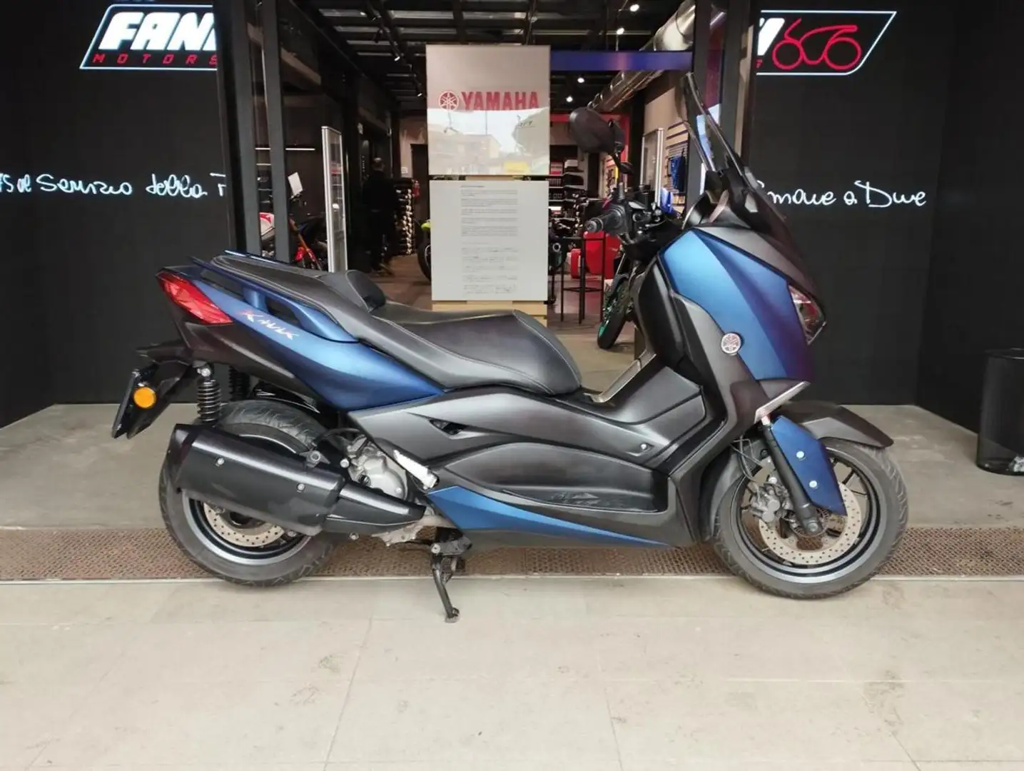 Yamaha X-Max 300 X MAX 300 Blau - 1