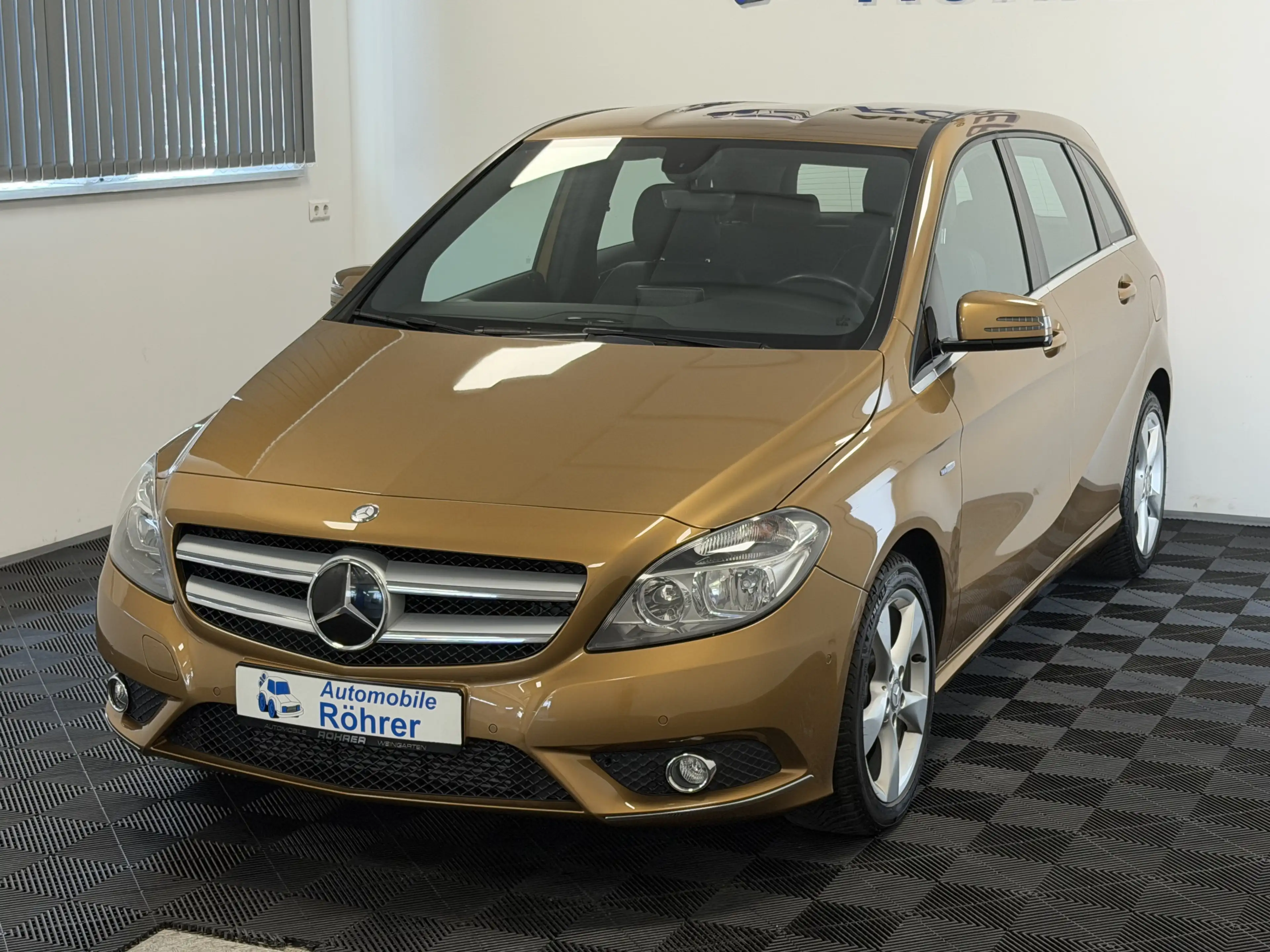 Mercedes-Benz B 200 BlueEff. Automatik Einparkhilfe Navi — photo 2