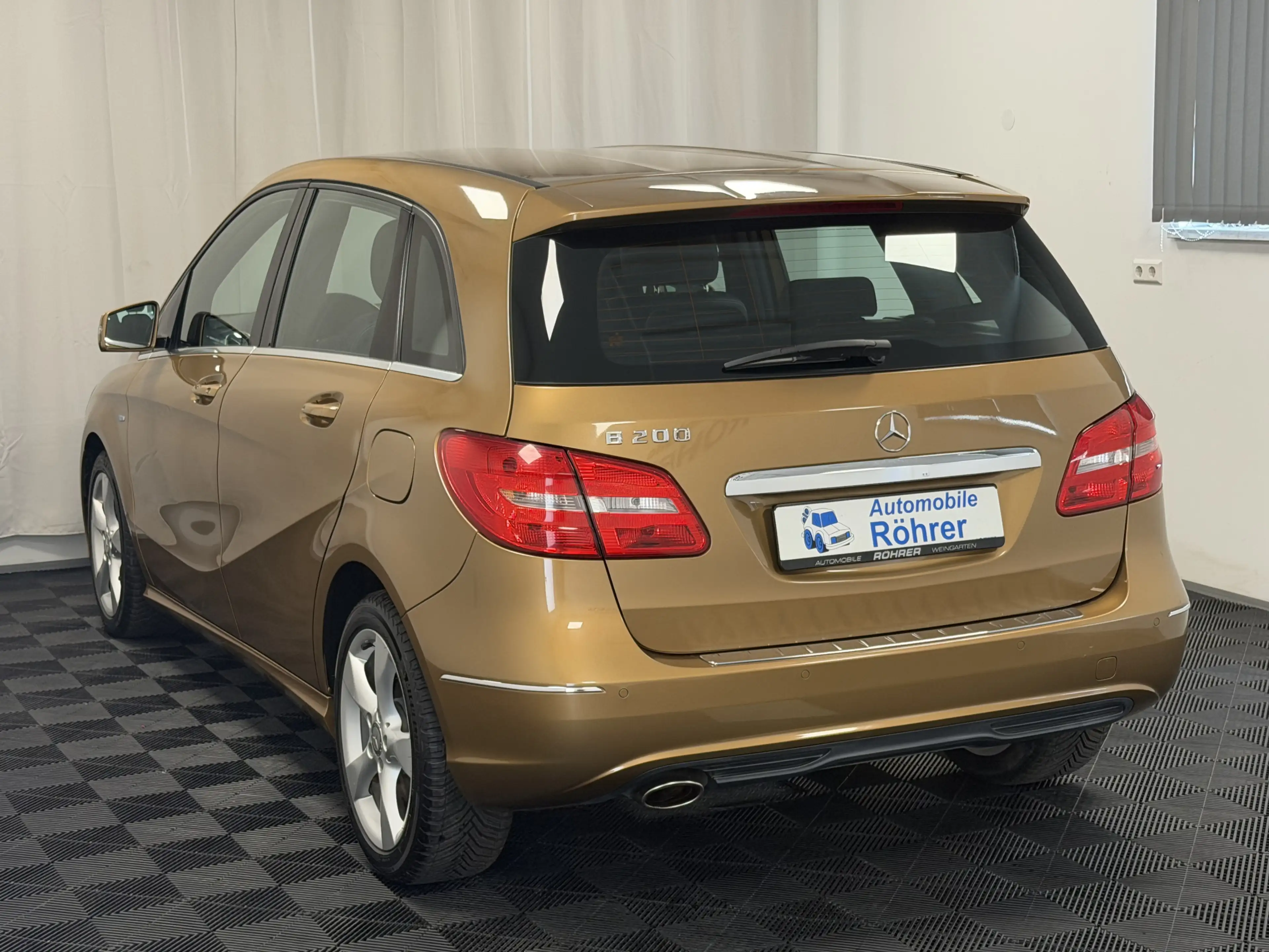 Mercedes-Benz B 200 BlueEff. Automatik Einparkhilfe Navi — photo 6