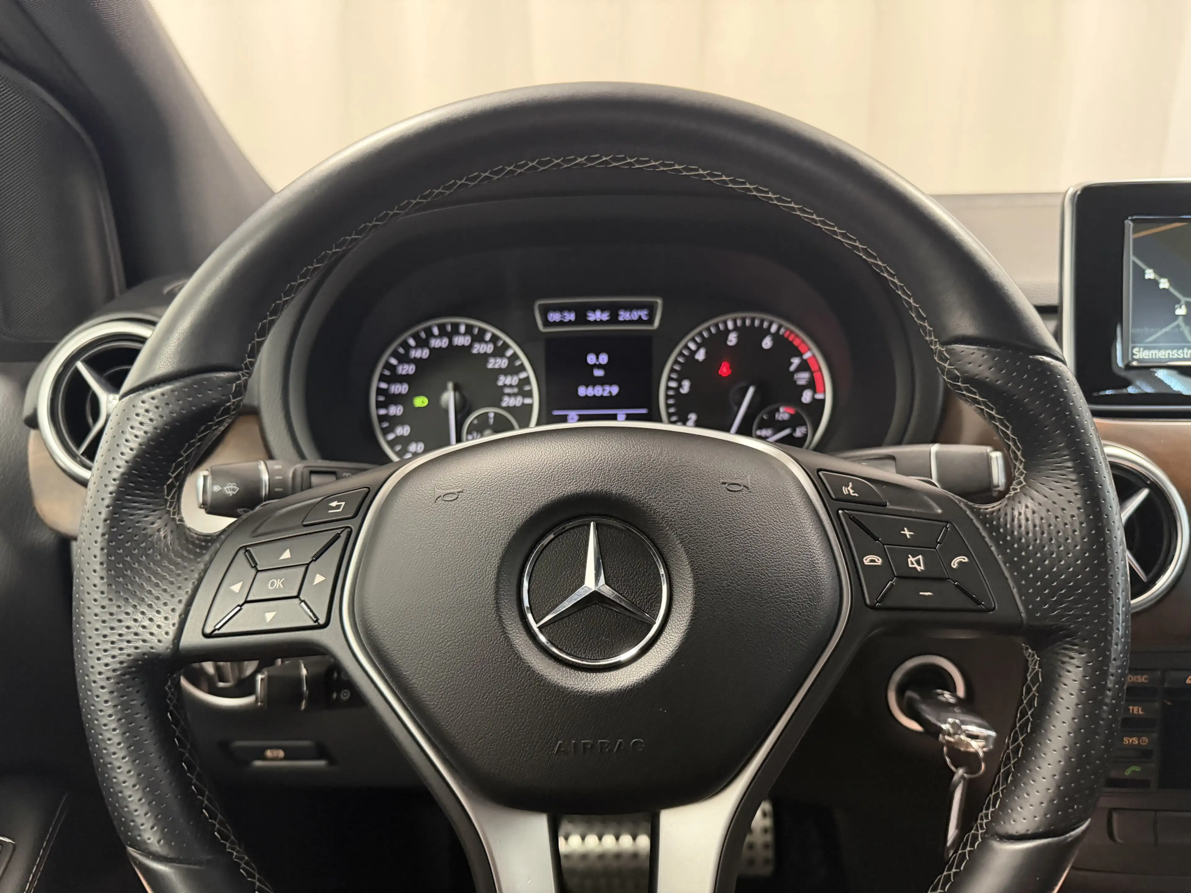 Mercedes-Benz B 200 BlueEff. Automatik Einparkhilfe Navi — photo 14