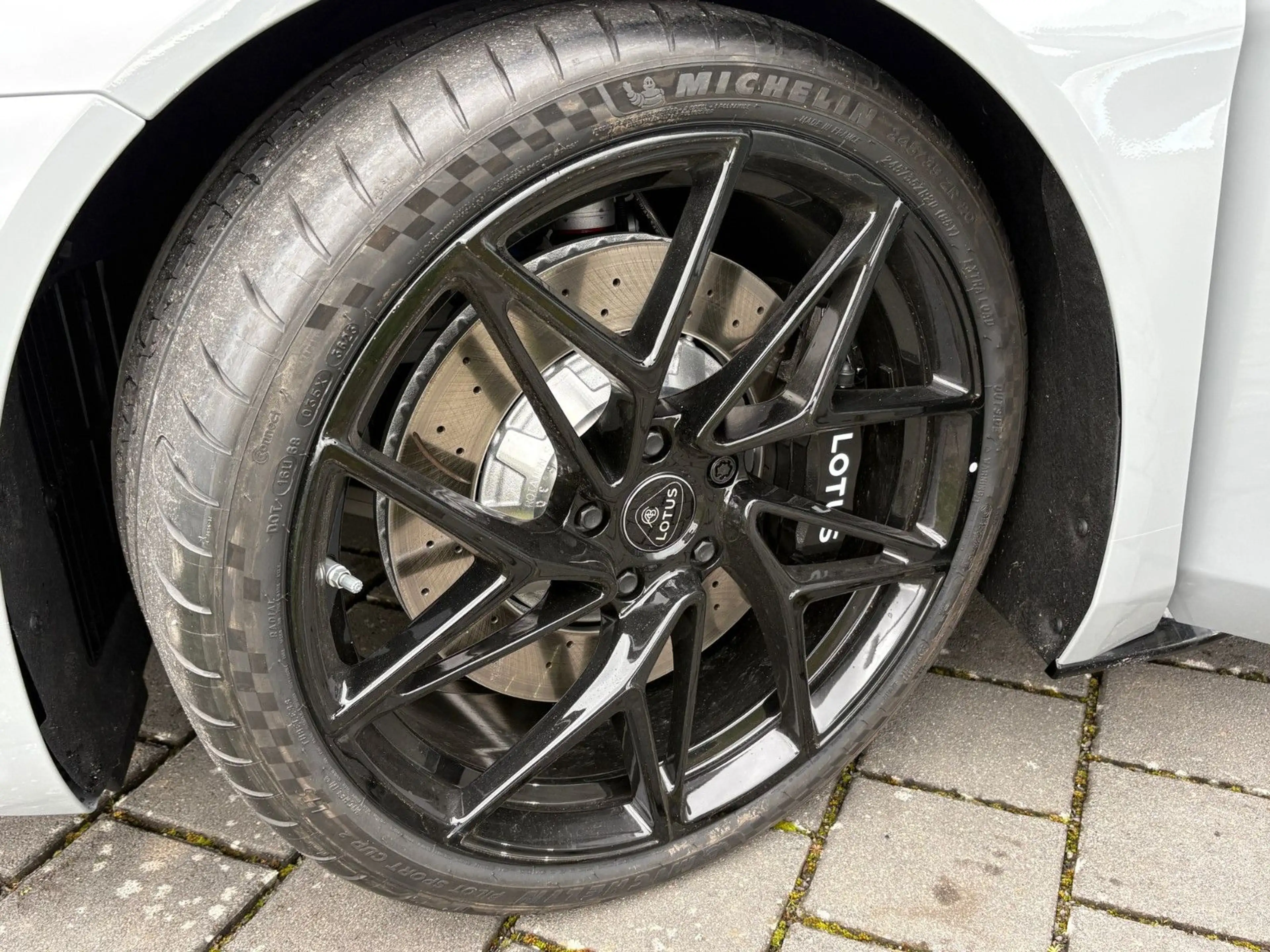 Lotus Emira I4 DCT "Turbo SE" by Lotus am Ring — photo 2