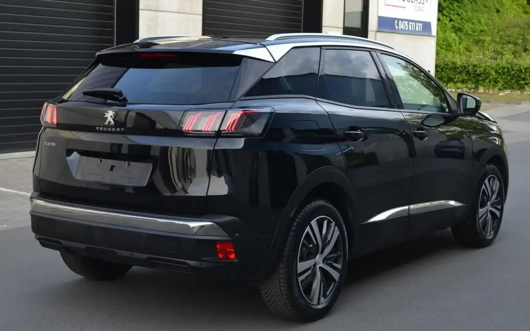 Peugeot 3008 1.2 Allure EAT8 Navi/LED/Semi-cuir/Camera/TVA Zwart - 2