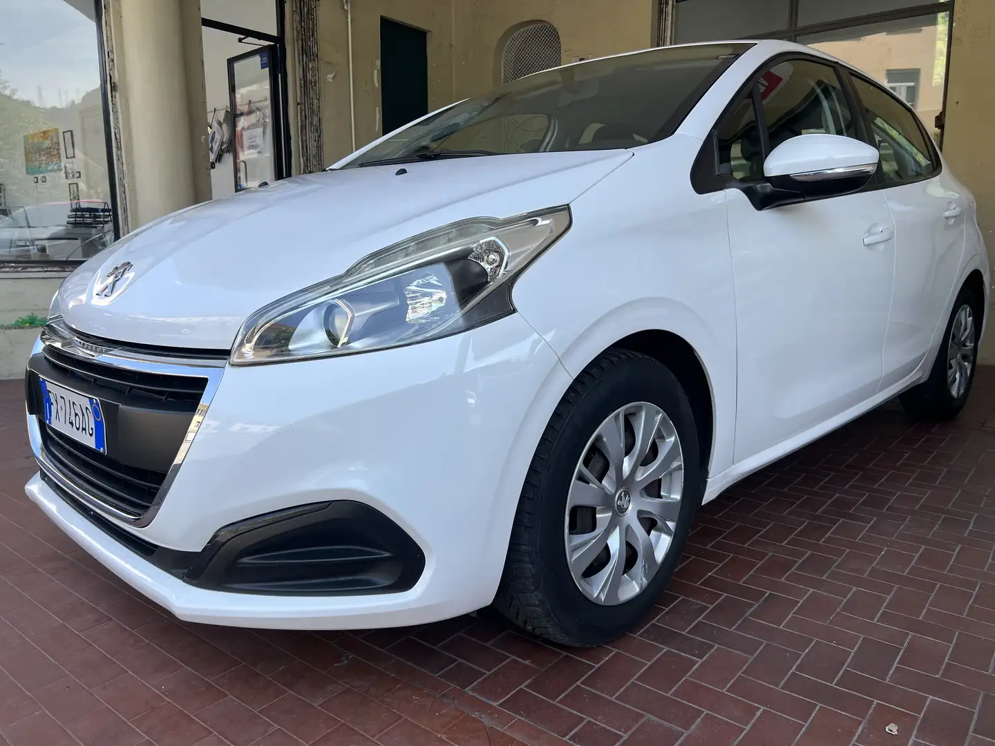 Peugeot 208 208 5p 1.2 puretech Allure s Bianco - 1