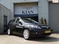 Ford Focus Wagon 1.6-16V Futura Zwart - thumbnail 1