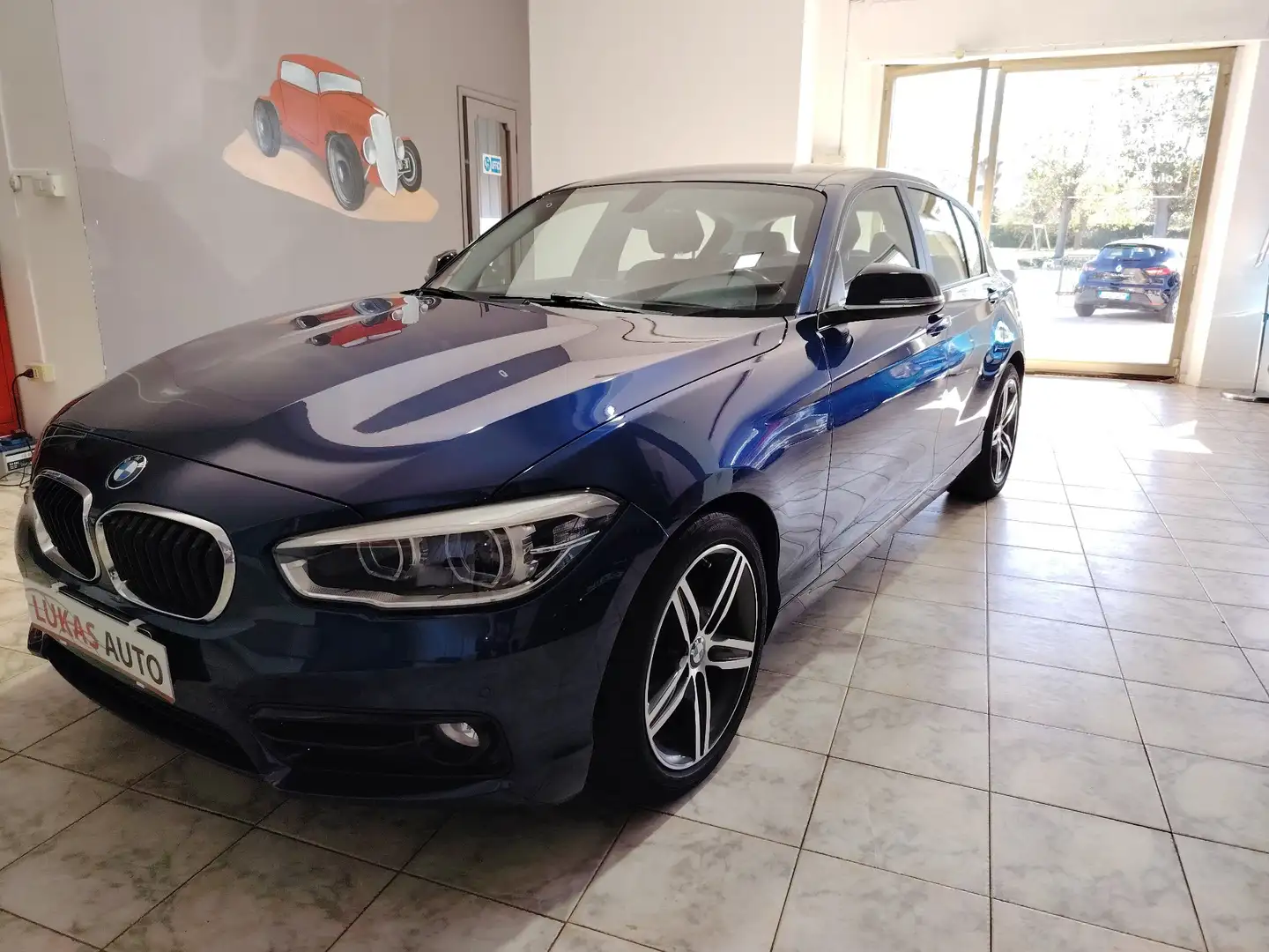 BMW 116 116d Urban 3p - 2