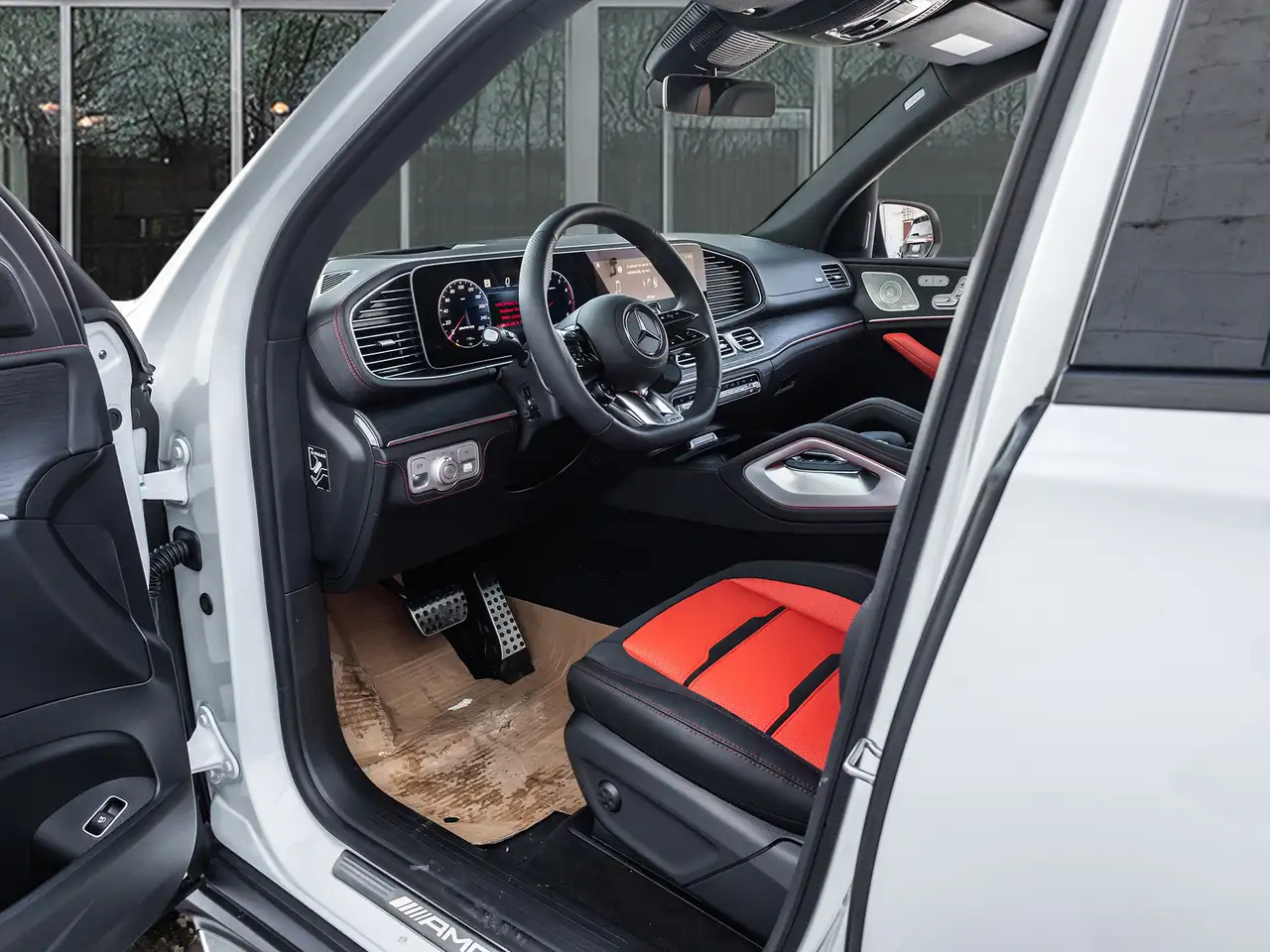 Mercedes-Benz GLE снимка Mercedes-Benz GLE