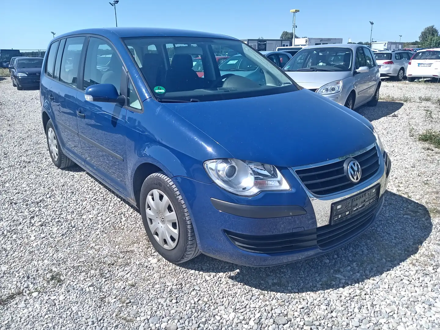 Volkswagen Touran 1.6 ,Benzin, 102 Ps,Klima, Tüv. 05. 2026 Blau - 2
