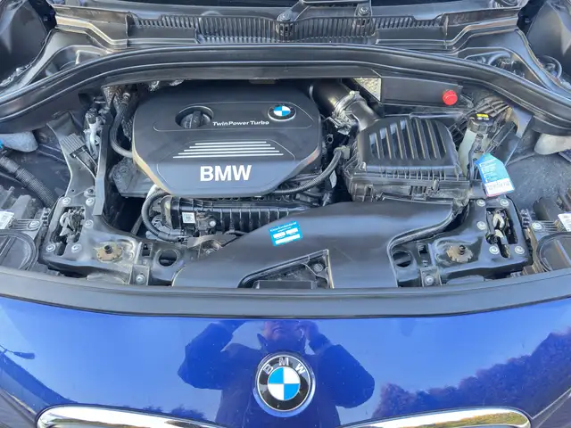 BMW 2 Series view 8