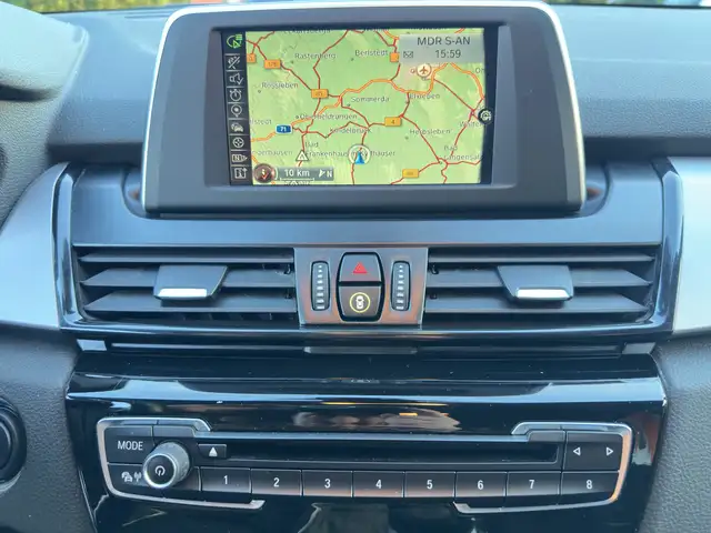 BMW 2 Series view 15