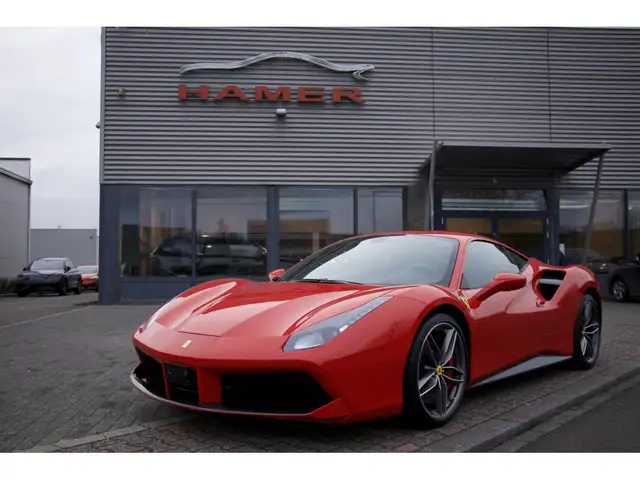 Ferrari 488 GTB Carbon LED LIFT Racing Seats POWER Garantie 12