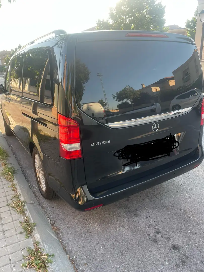 Mercedes-Benz V 220 220d Largo Exclusive 7GT - 2