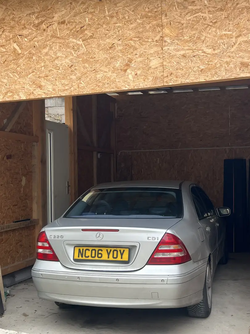 Mercedes-Benz CE 220 Grau - 1