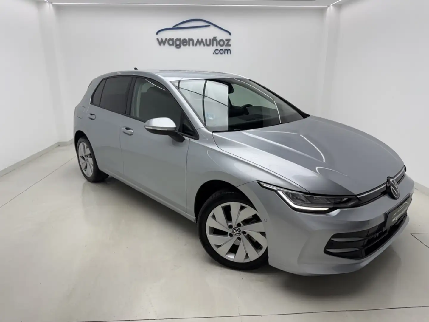 Volkswagen Golf 1.5 TSI Más 85kW Gris - 2