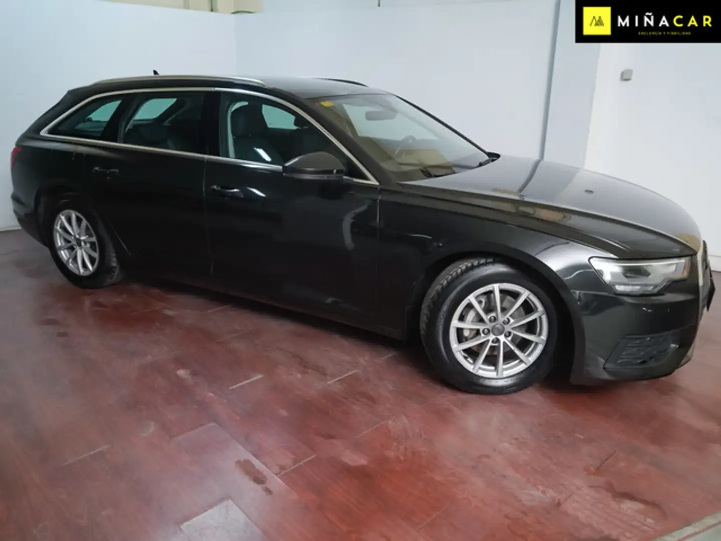 Audi A6 Avant 40 TDI quattro-ultra S tronic Negro - 2