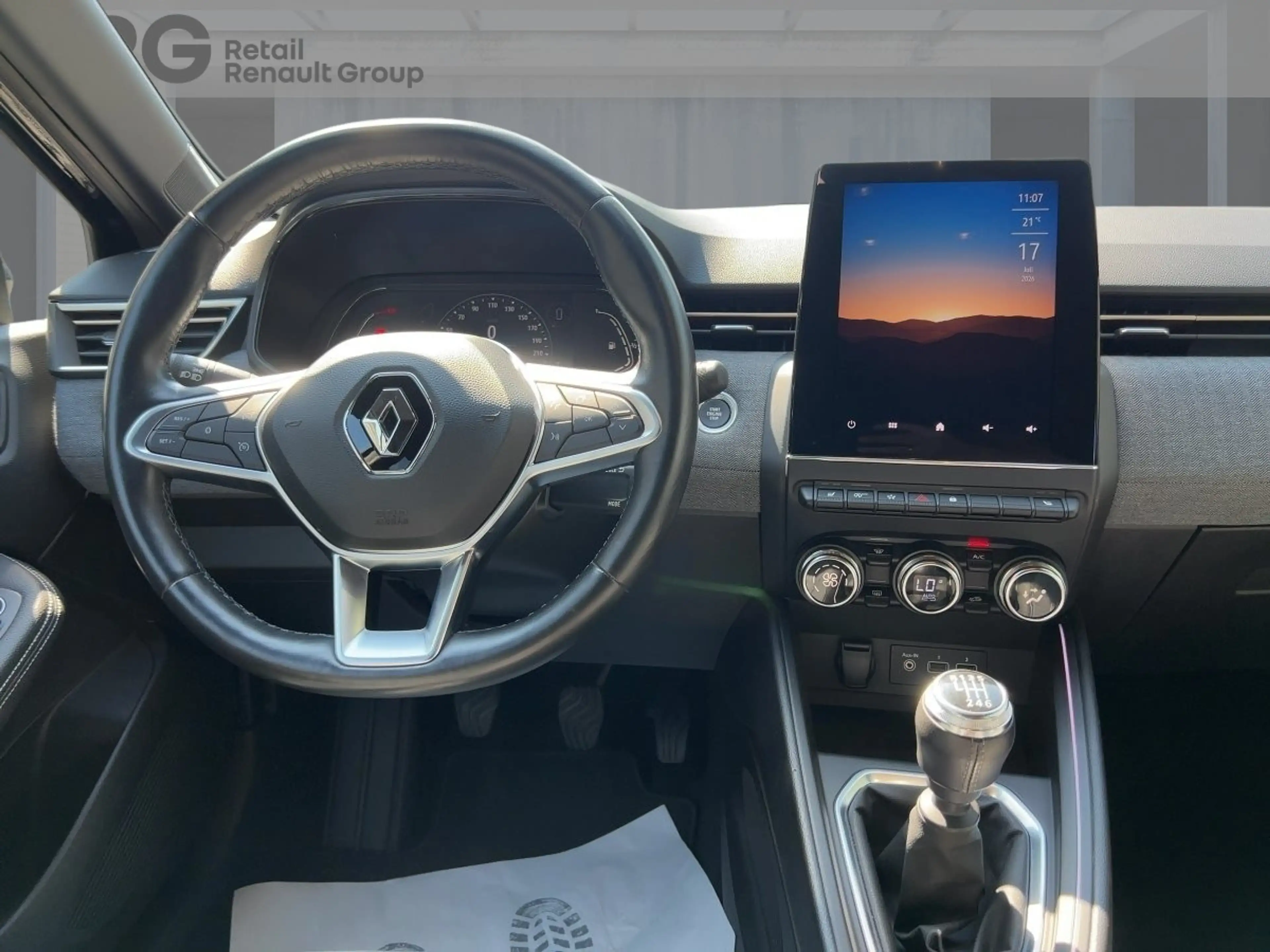 Renault Clio LUTECIA TCe 90 SHZ PDC LED KAMERA — photo 11