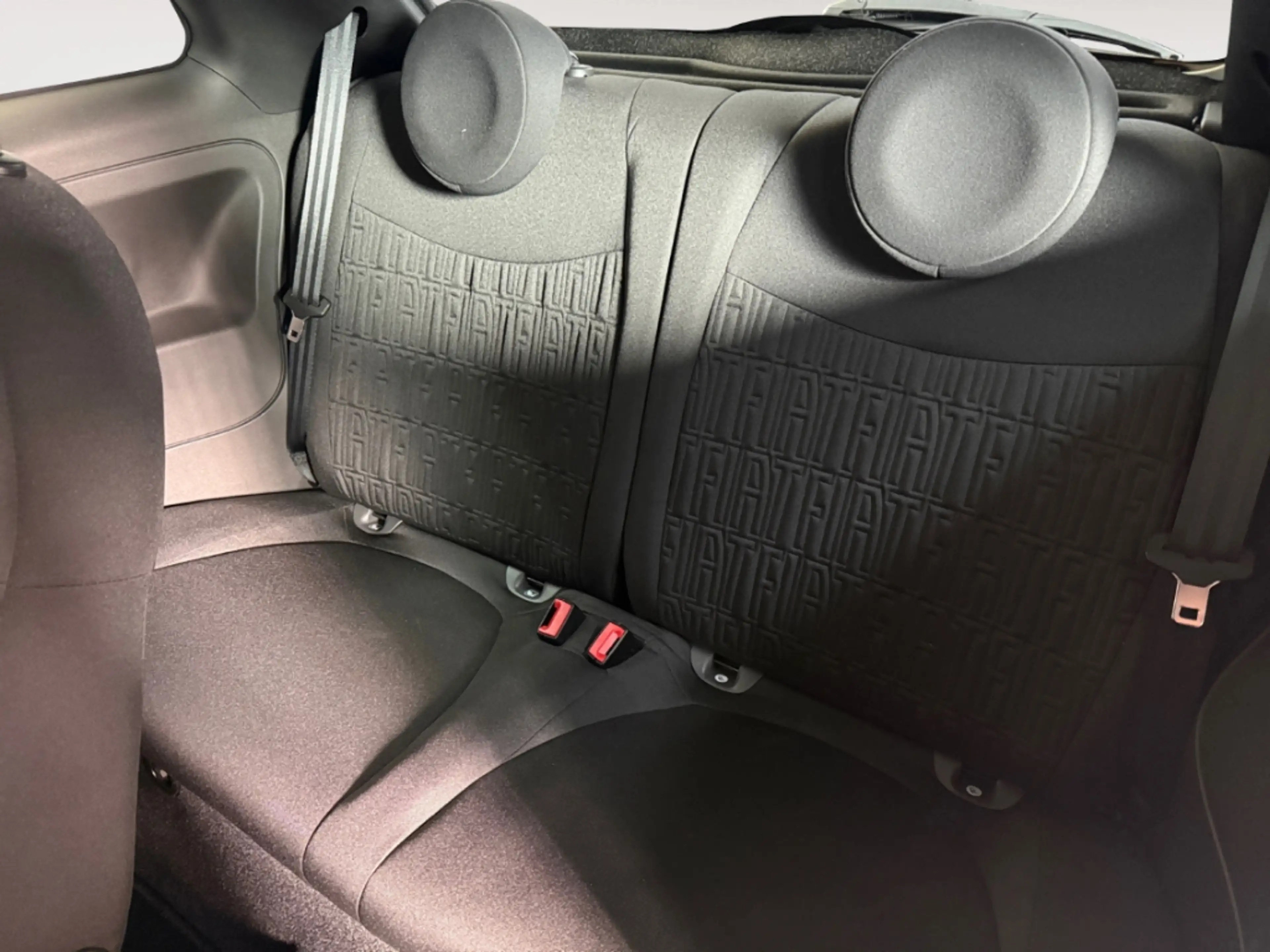 Fiat 500 Lounge MHEV NAV TEMPOMAT APPLE/ANDROID ALU PDC BLU — photo 12