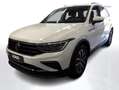 Volkswagen Tiguan Life 1.5 TSI DSG LED AID NAV ACC PDC Weiß - thumbnail 2