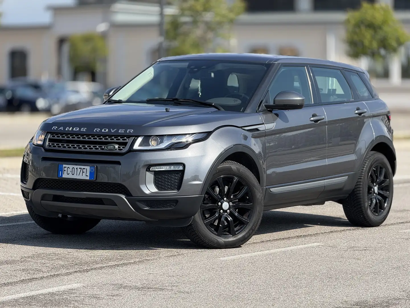 Land Rover Range Rover Evoque 5p 2.0 150cv CATENA SOSTITUITA - 1