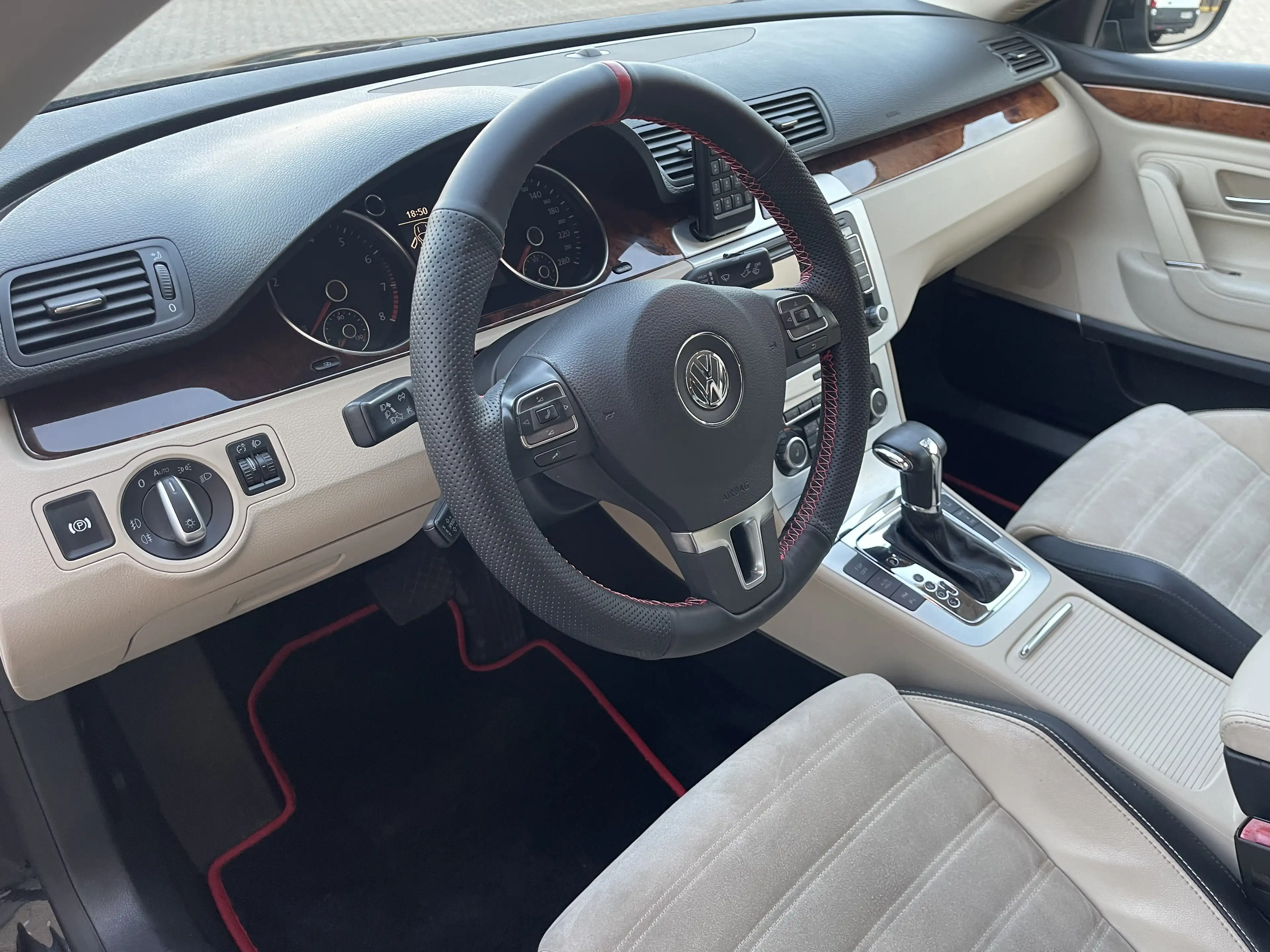 Volkswagen Passat CC 3.6 V6 4Motion DSG Voll TopGepflegt Alcantara — photo 3