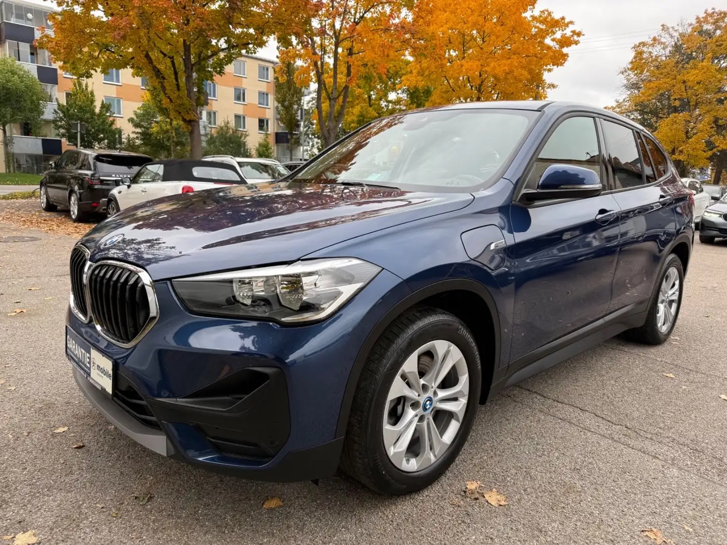 BMW X1 xDrive 25e Advan AUT~Navi~PDC~Carpl~DAB Blauw - 1