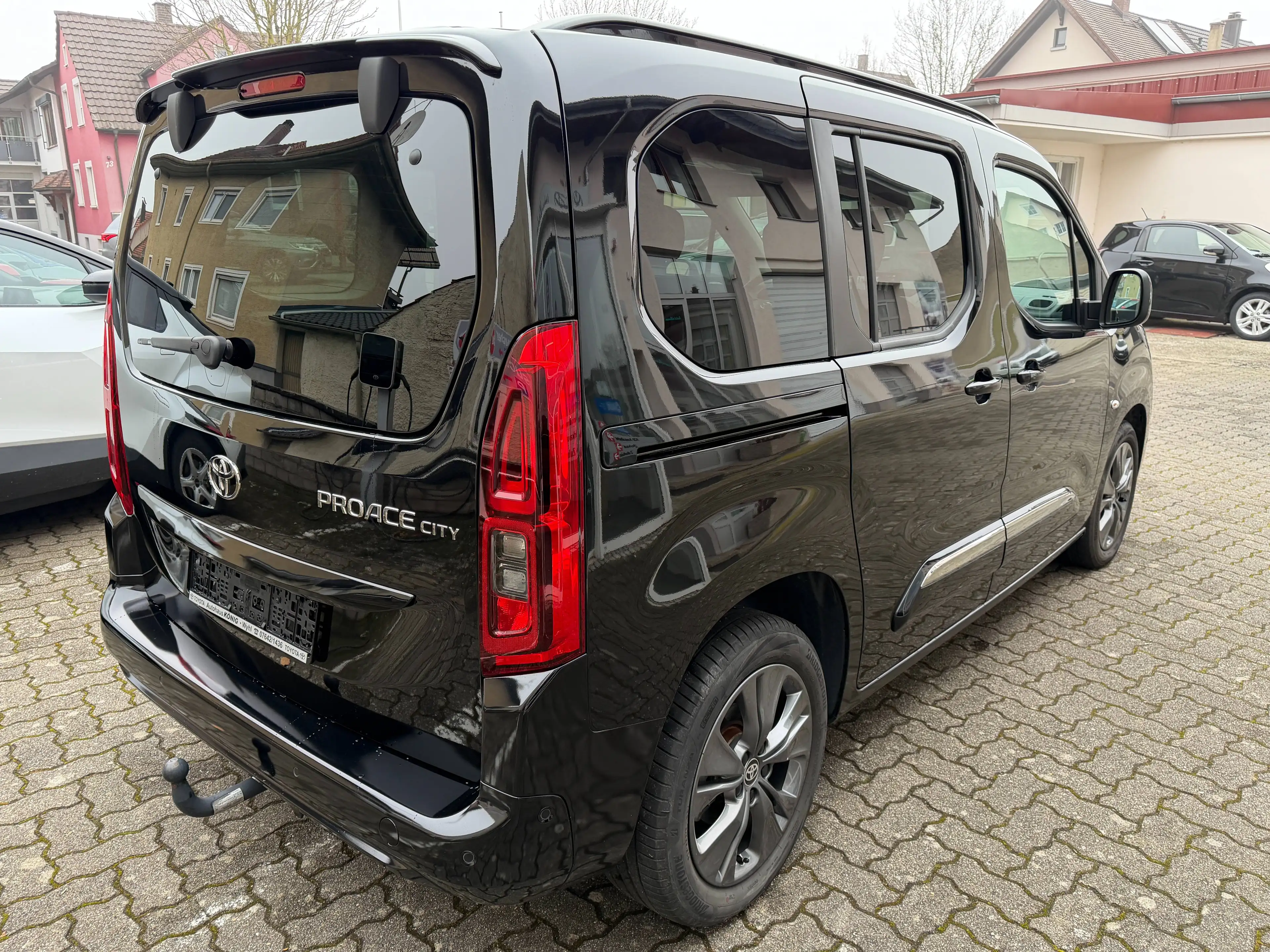 Toyota Proace City L1 Lounge — photo 6