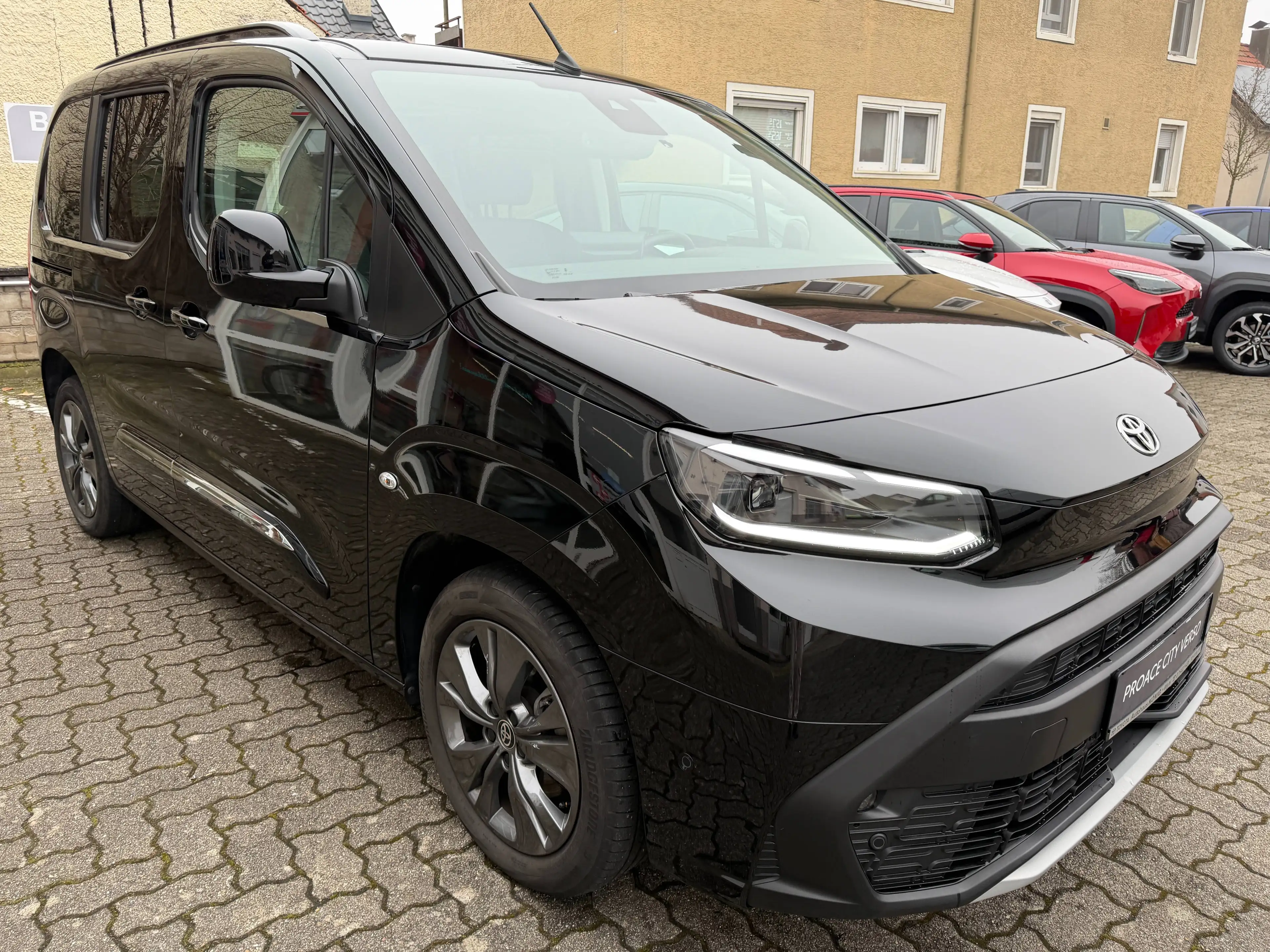 Toyota Proace City L1 Lounge — photo 8