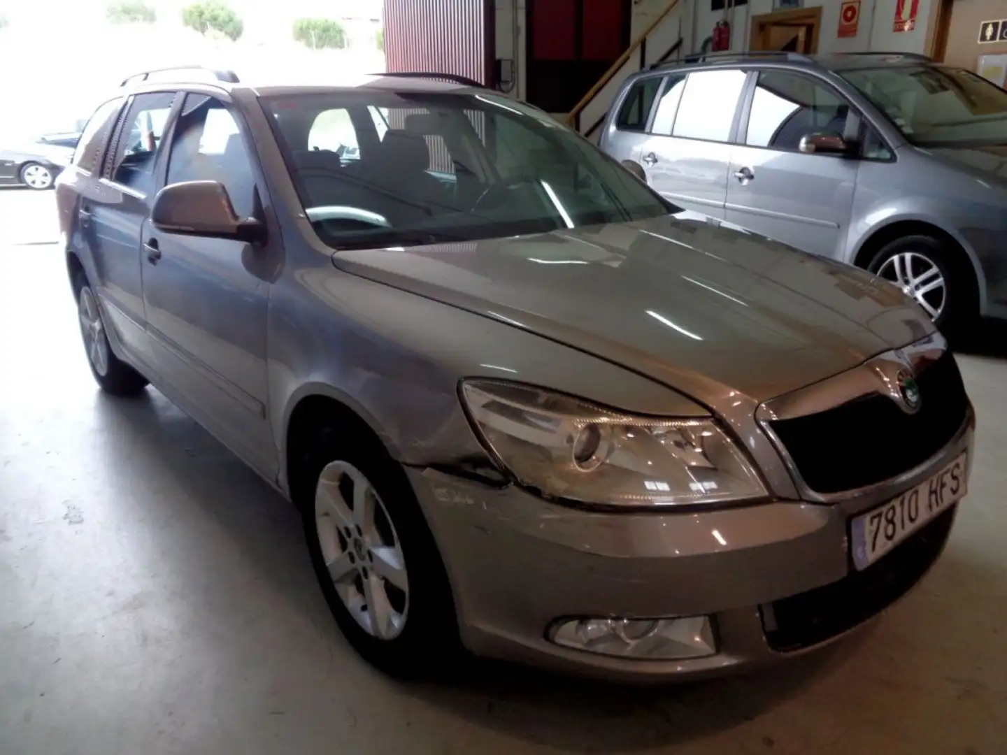 Skoda Octavia 1.6TDI CR Family Grigio - 2